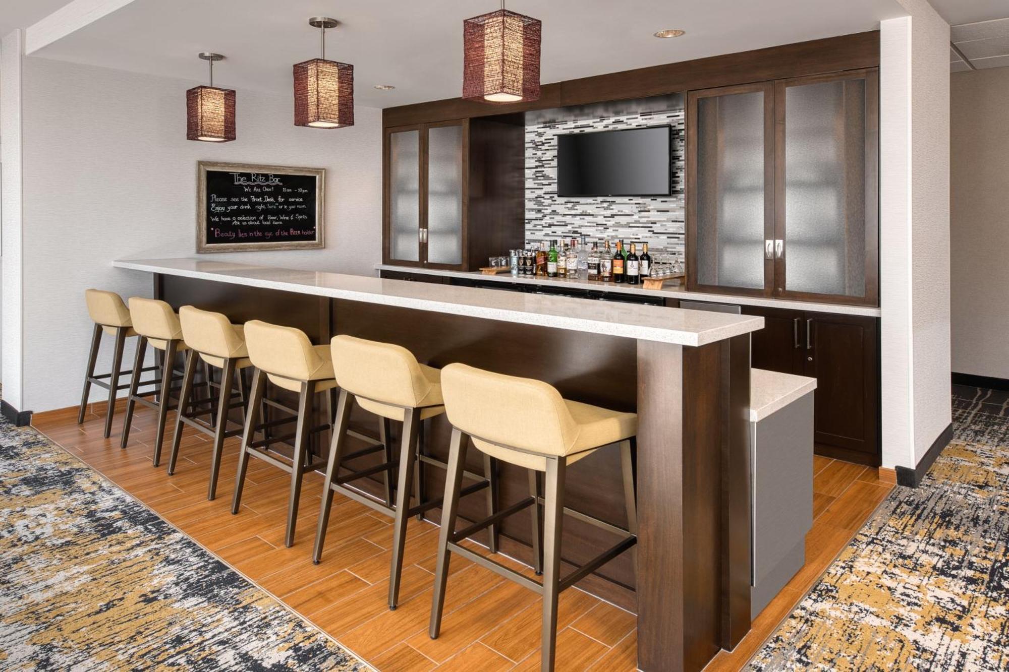 Towneplace Suites By Marriott Belleville Exterior photo