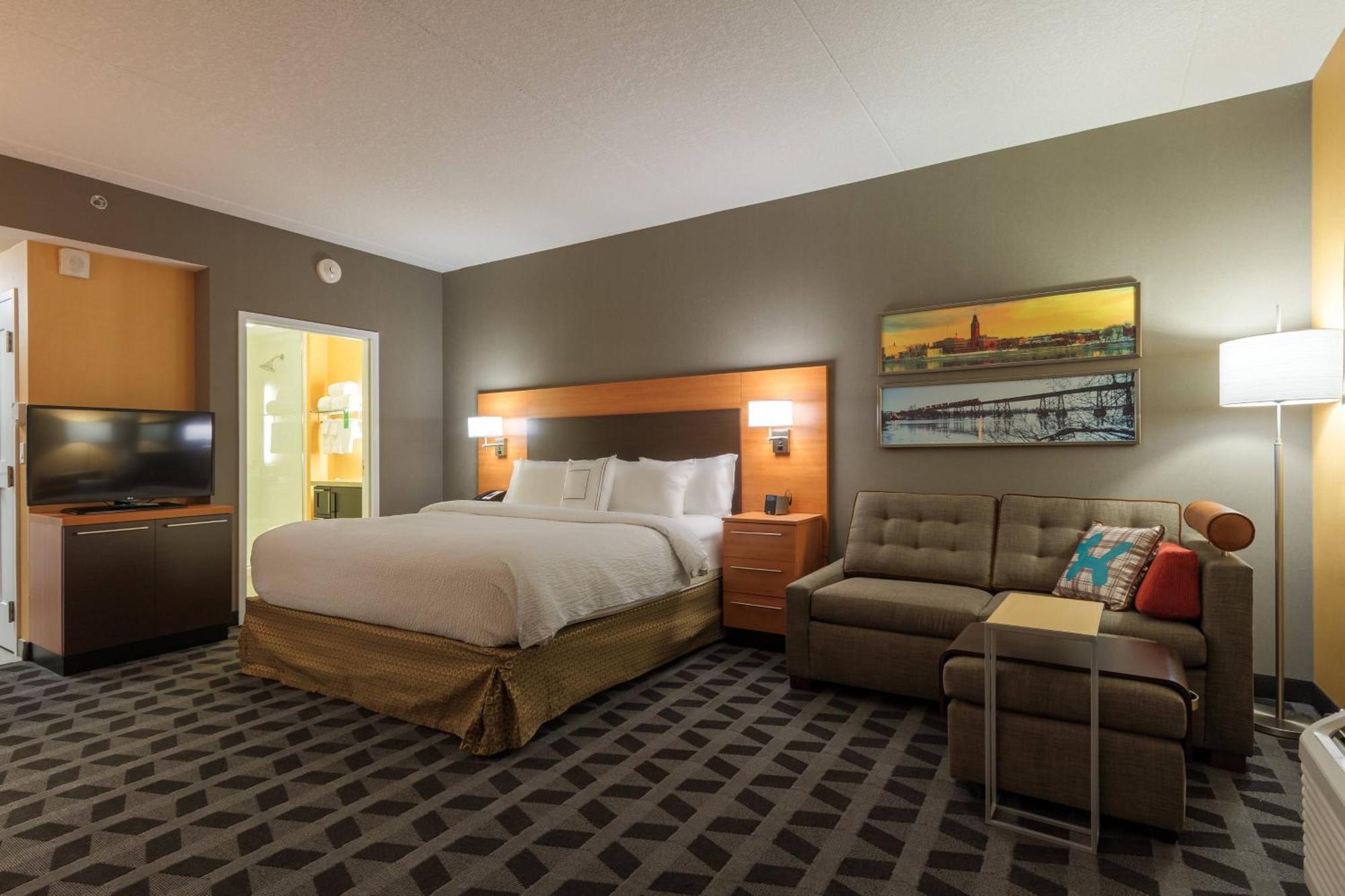 Towneplace Suites By Marriott Belleville Exterior photo